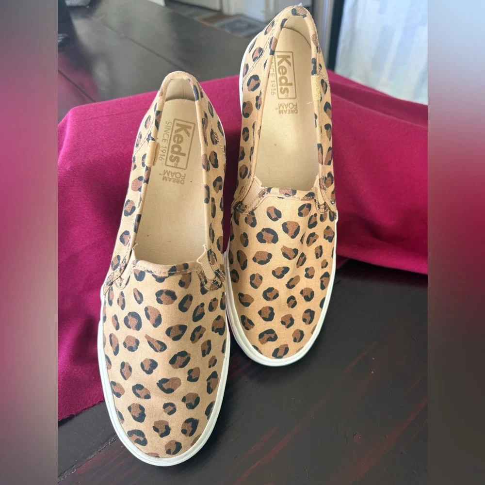 Keds EUC Leopard Print Slip-On double Decker animal print size 8.5